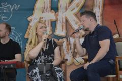 Paulina i Bartek Gruszeccy - koncert na Rynku w Parzęczewie